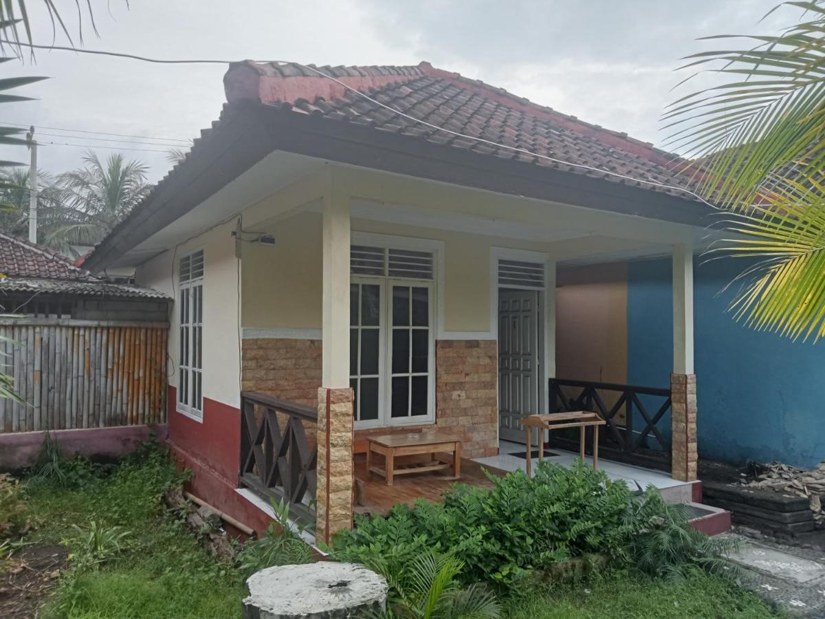 Funny Homestay 2 Gili Trawangan Exterior foto