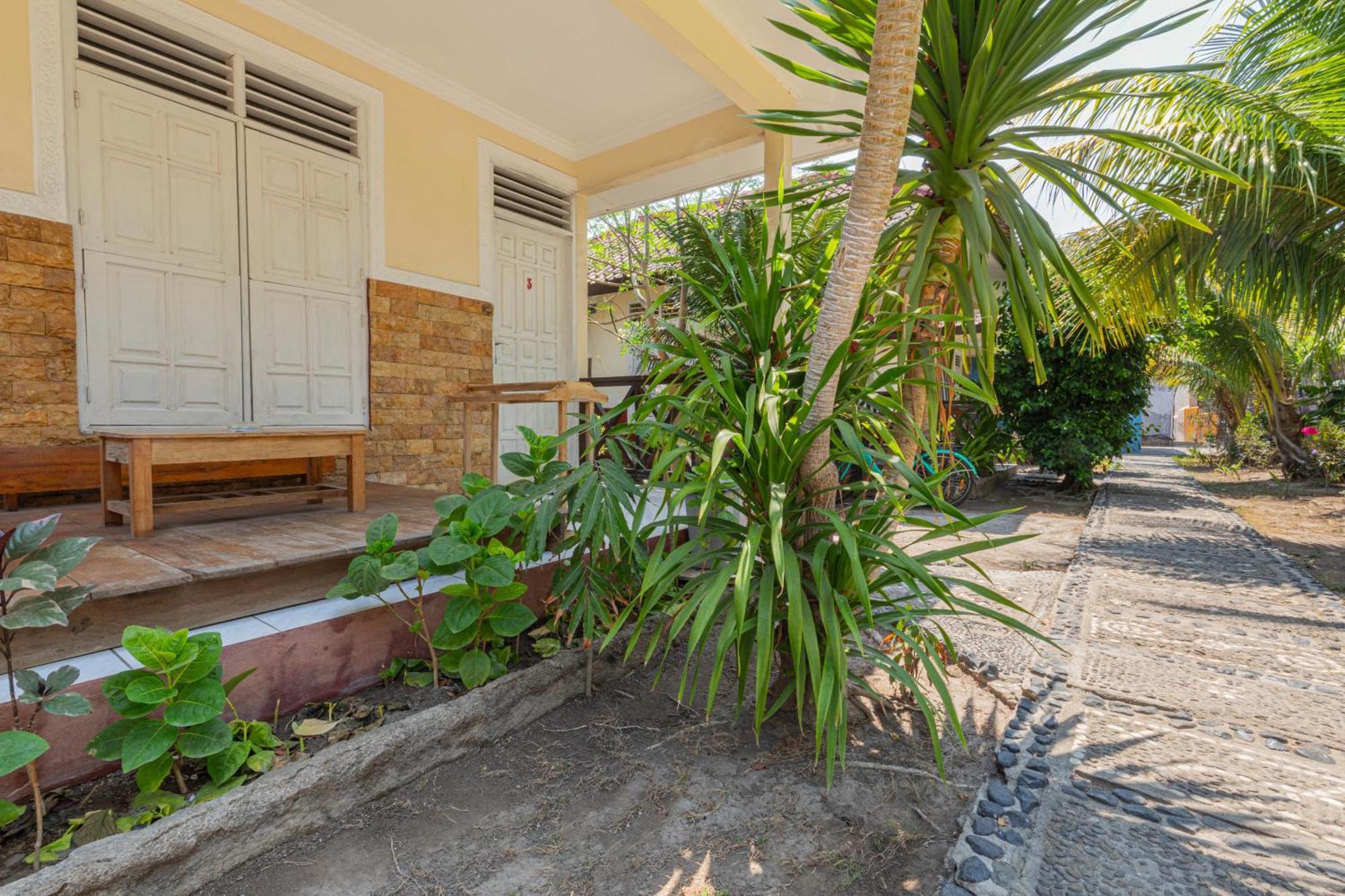 Funny Homestay 2 Gili Trawangan Exterior foto